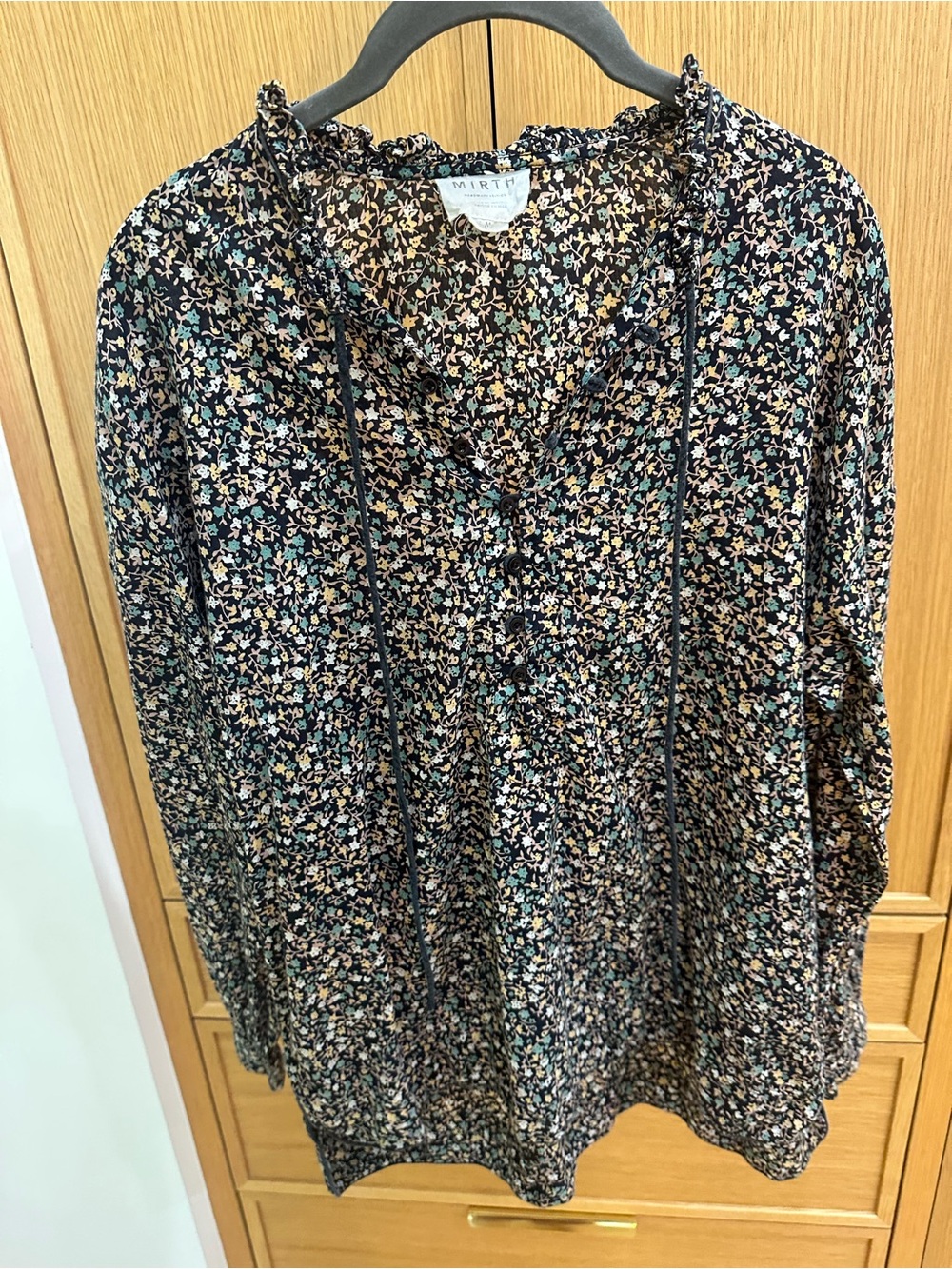 Mirth Floral Long-Sleeve Blouse, Size M